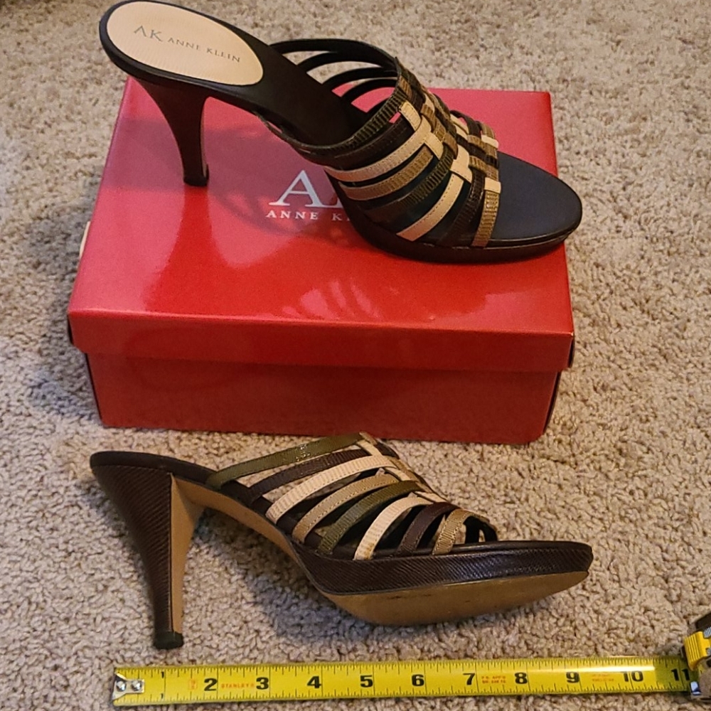 ANNE KLEIN Cabell size 10 leather brown & green